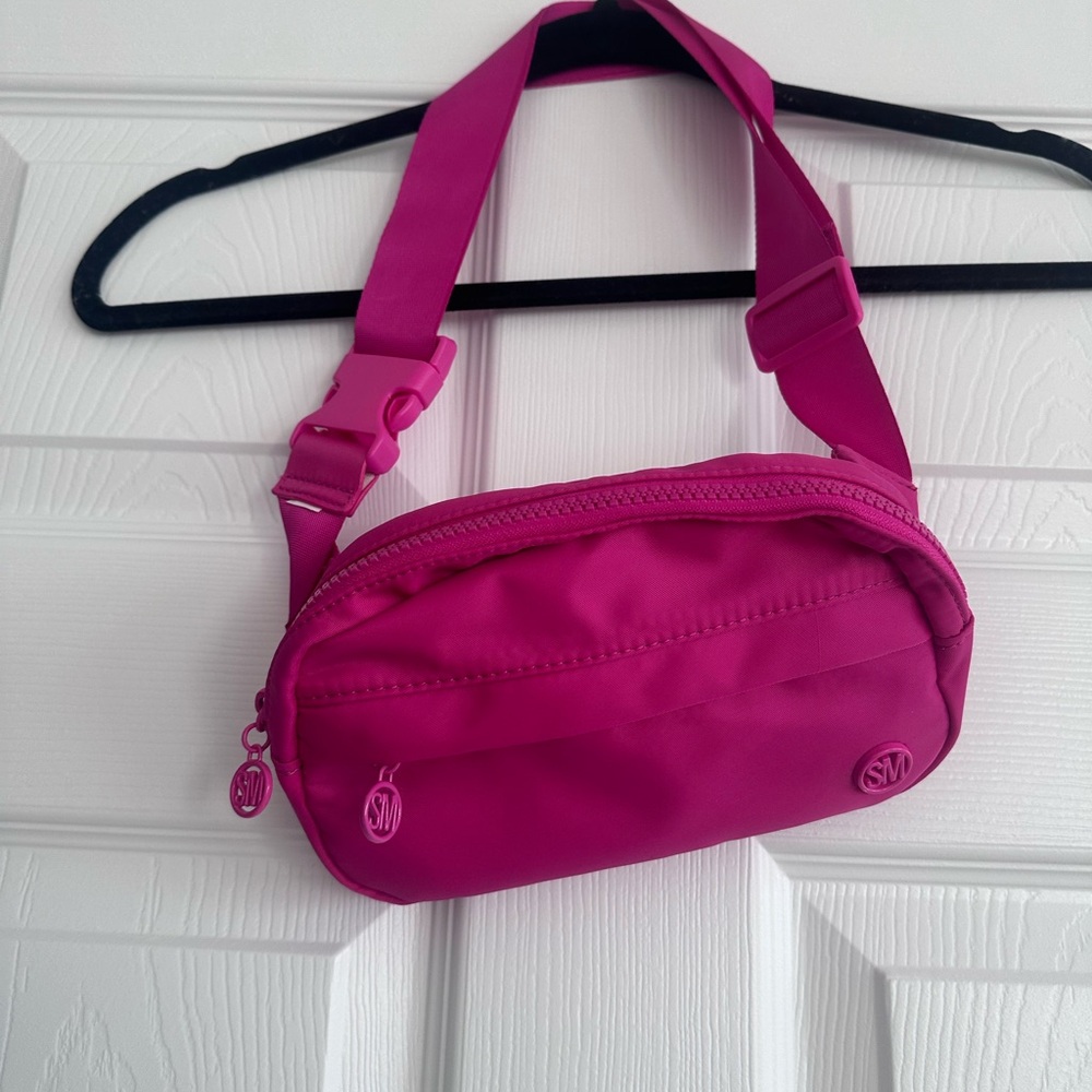 Steve Madden hot pink workout bag
